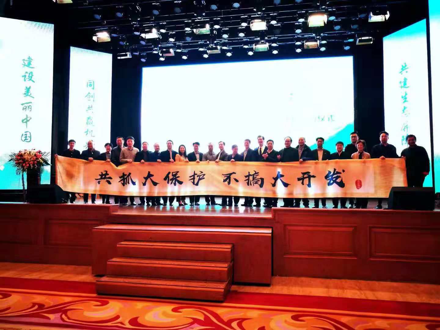 1544150988864691.jpg 1544150988864691.jpg